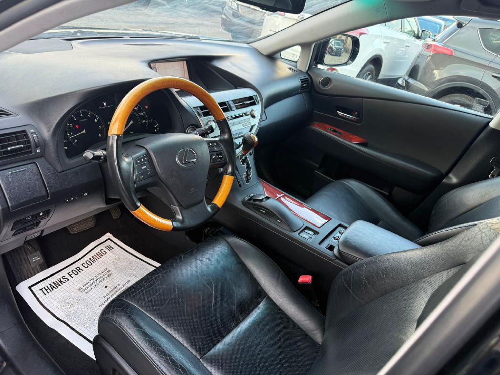 2011 Lexus RX Image 12