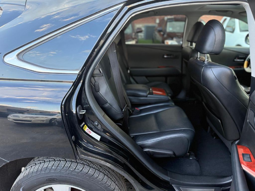 2011 Lexus RX Image 20