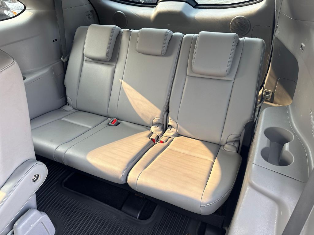 2015 Toyota Highlander Image 22