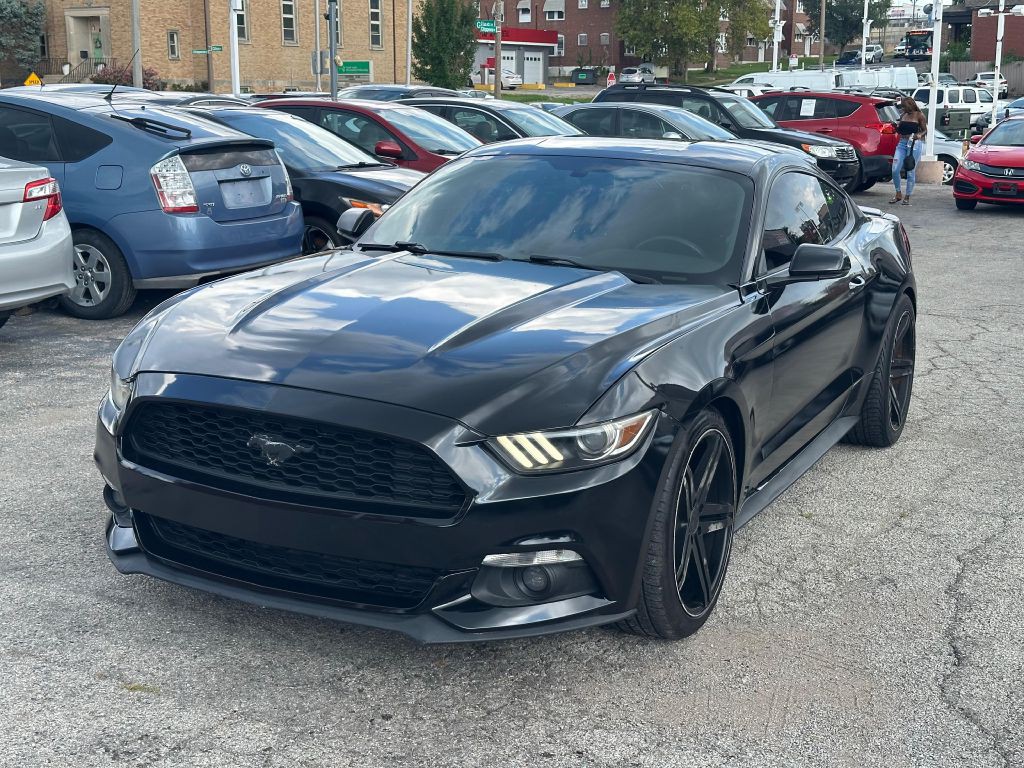 2017 Ford Mustang Image 3