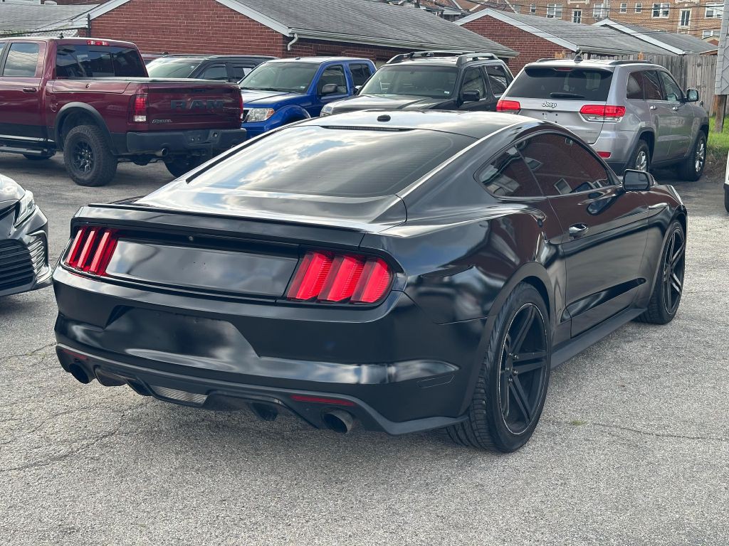 2017 Ford Mustang Image 6