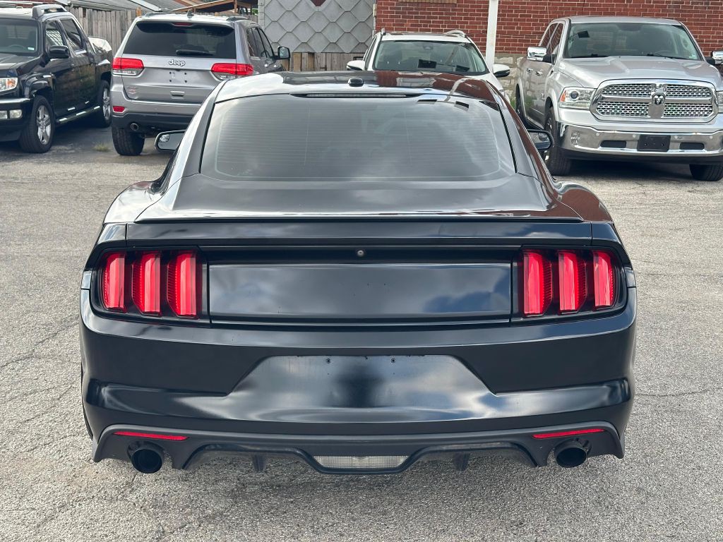 2017 Ford Mustang Image 8