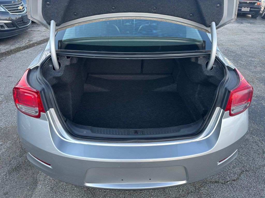 2013 Chevrolet Malibu Image 21