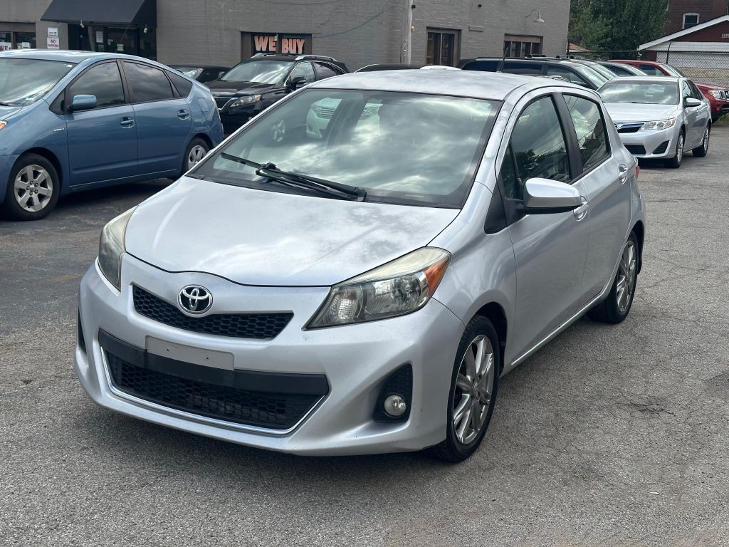 2012 Toyota Yaris Image 3
