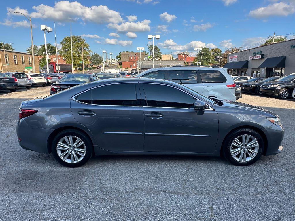 2013 Lexus ES Image 6
