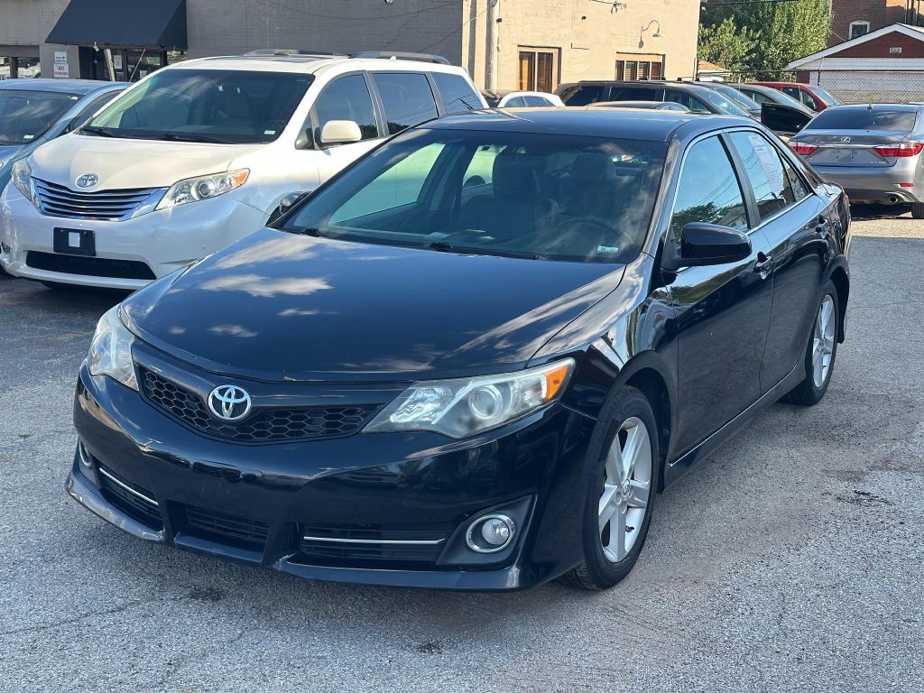 2012 Toyota Camry Image 3
