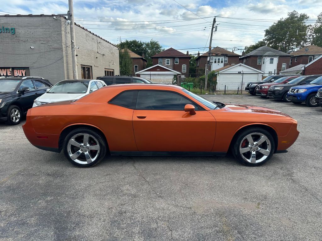 2011 Dodge Challenger Image 4