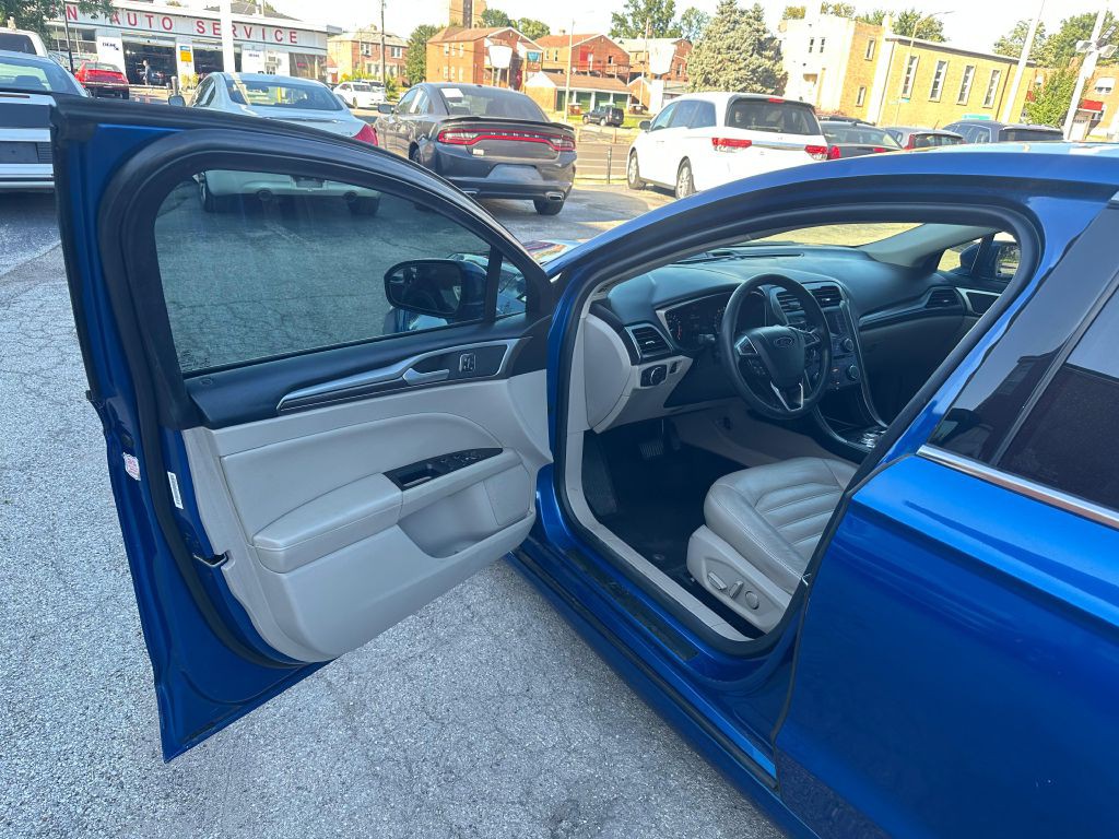 2017 Ford Fusion Image 10