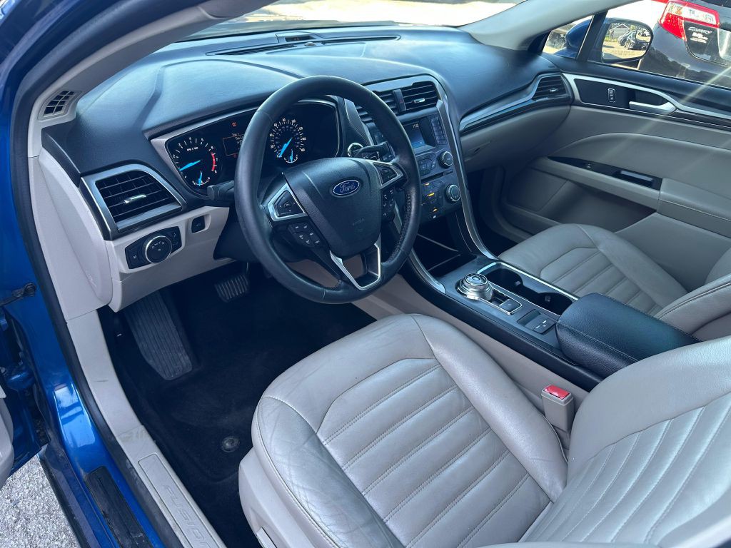 2017 Ford Fusion Image 12