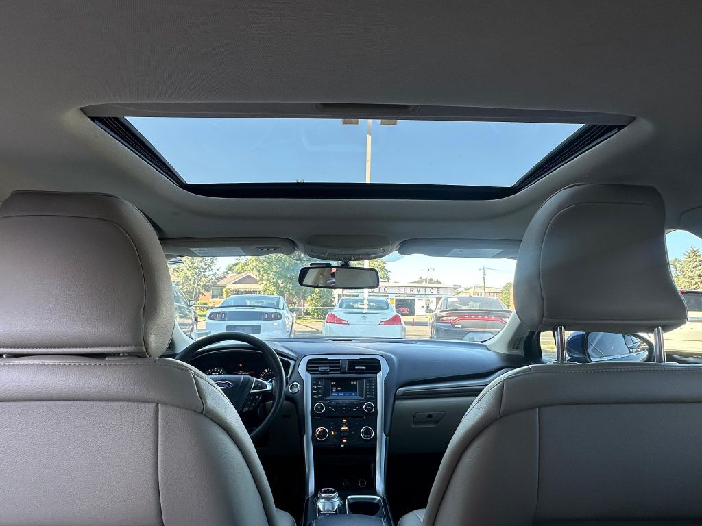 2017 Ford Fusion Image 16