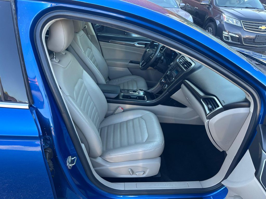 2017 Ford Fusion Image 20