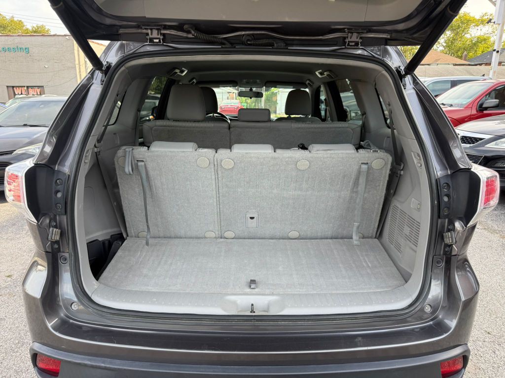 2016 Toyota Highlander Image 9