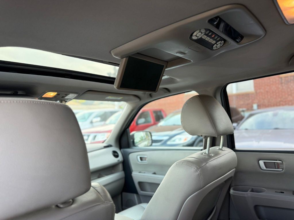 2015 Honda Pilot Image 19