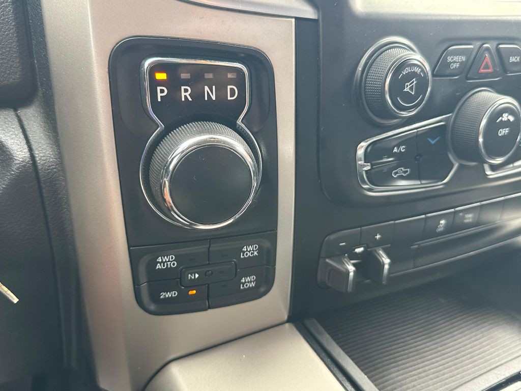 2014 RAM 1500 Image 18