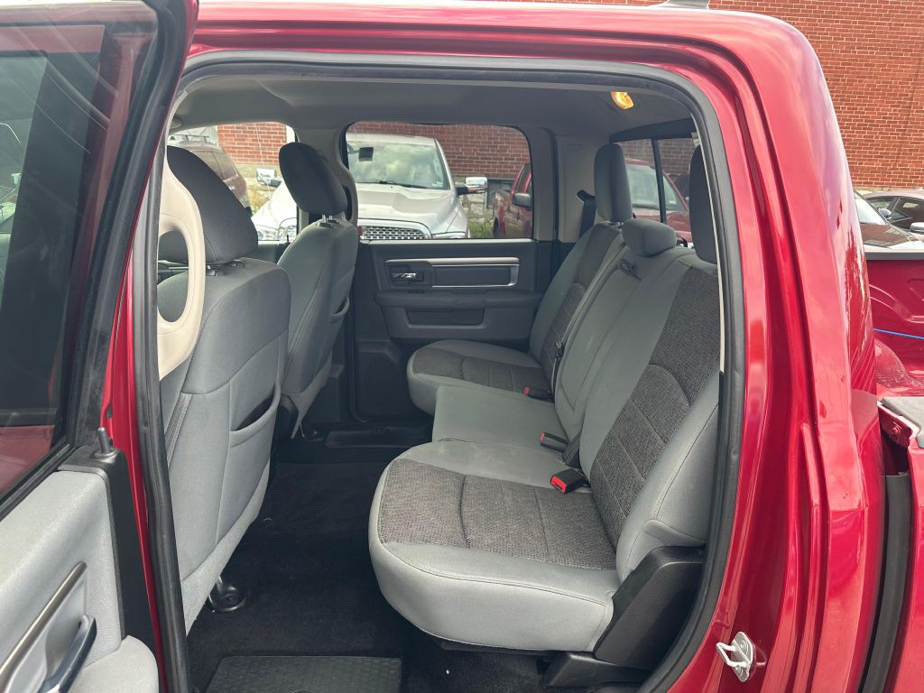 2014 RAM 1500 Image 21
