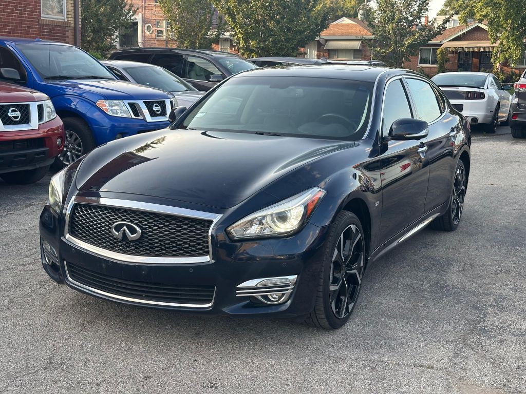 2015 INFINITI Q70 Image 3