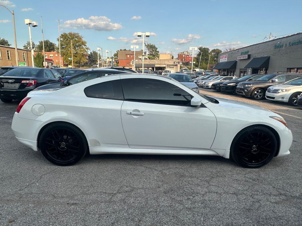 2013 INFINITI G37 Image 4
