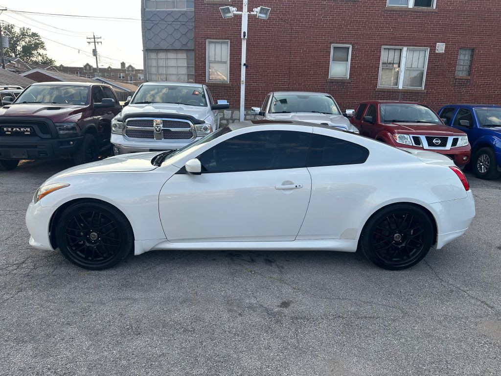 2013 INFINITI G37 Image 5