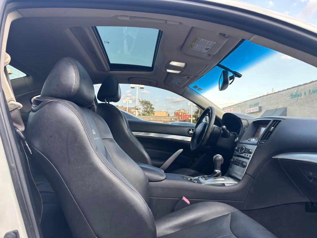 2013 INFINITI G37 Image 18