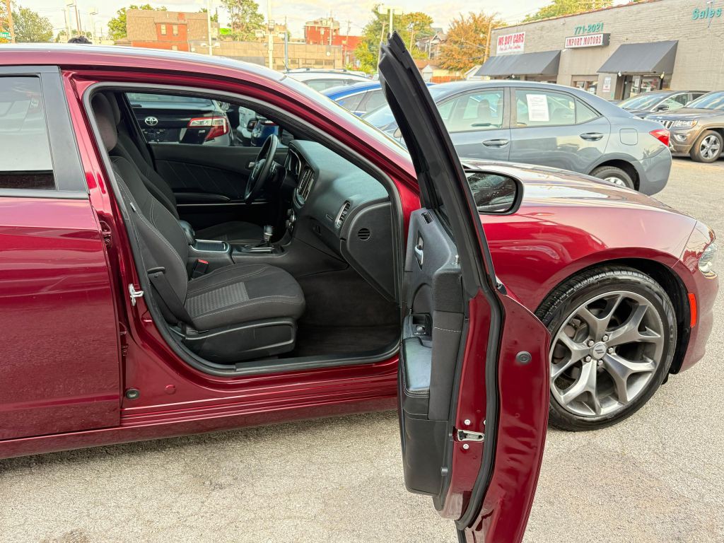 2017 Dodge Charger Image 13