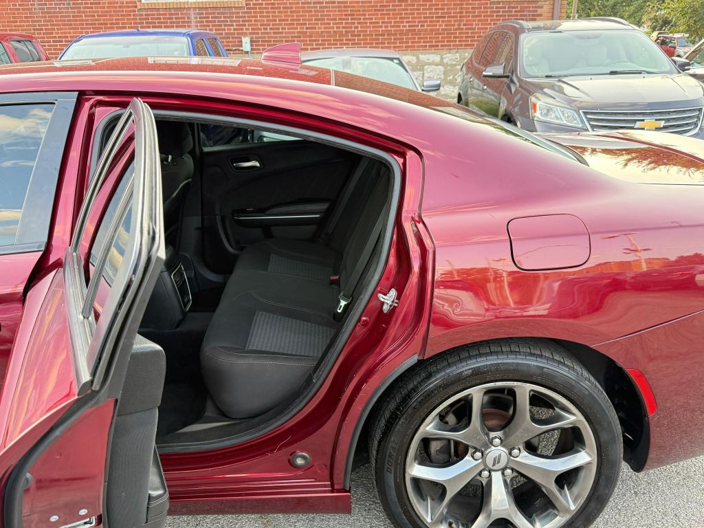 2017 Dodge Charger Image 21