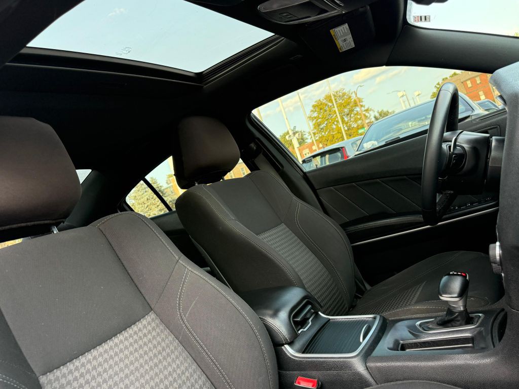 2017 Dodge Charger Image 22