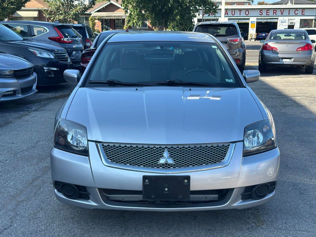 2010 Mitsubishi Galant Image 2