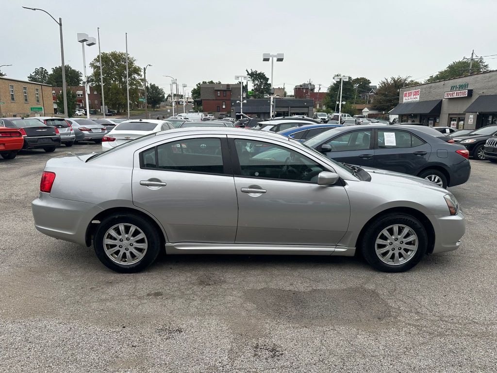 2010 Mitsubishi Galant Image 4