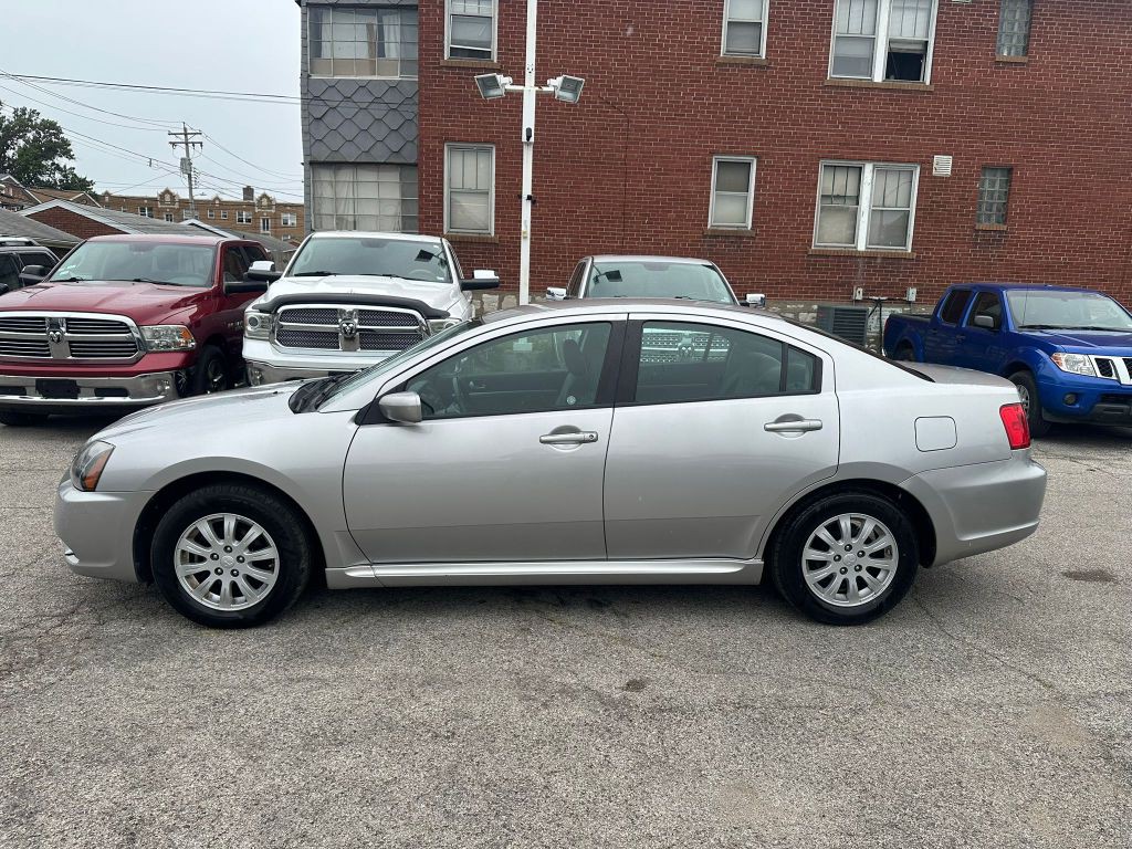 2010 Mitsubishi Galant Image 5