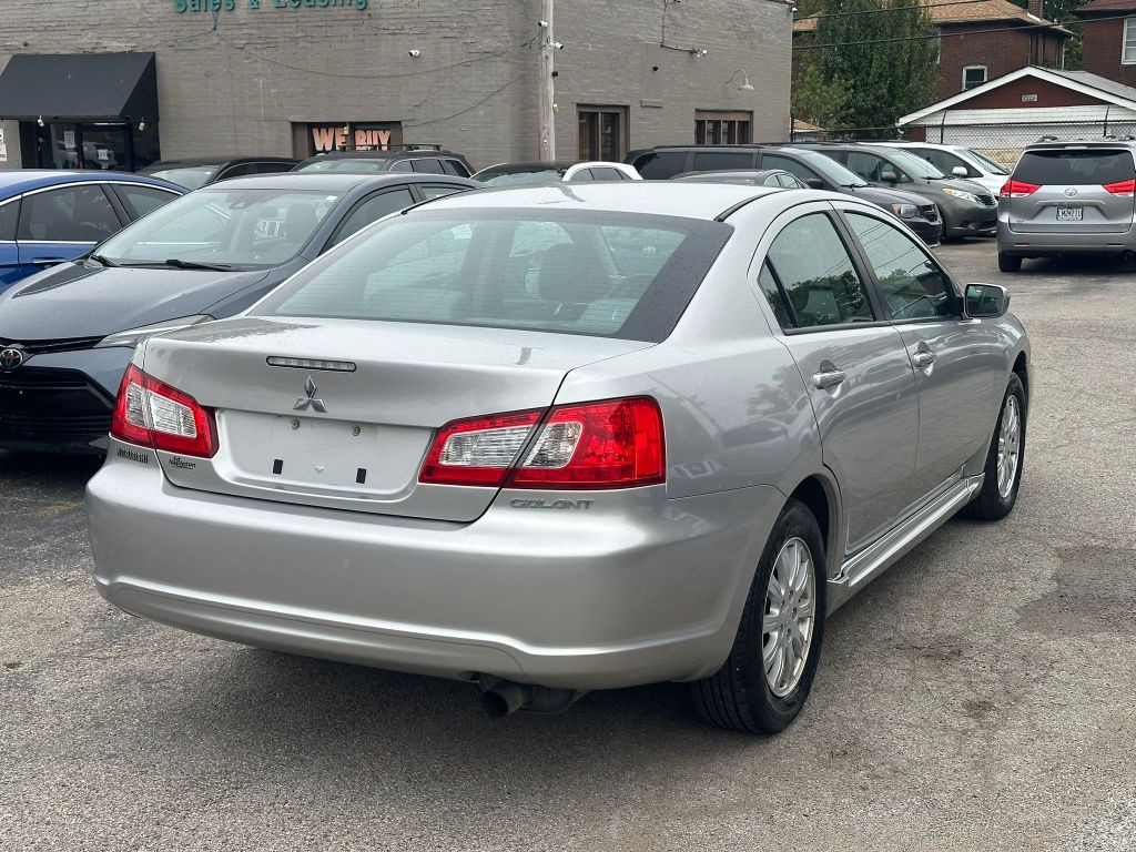 2010 Mitsubishi Galant Image 6