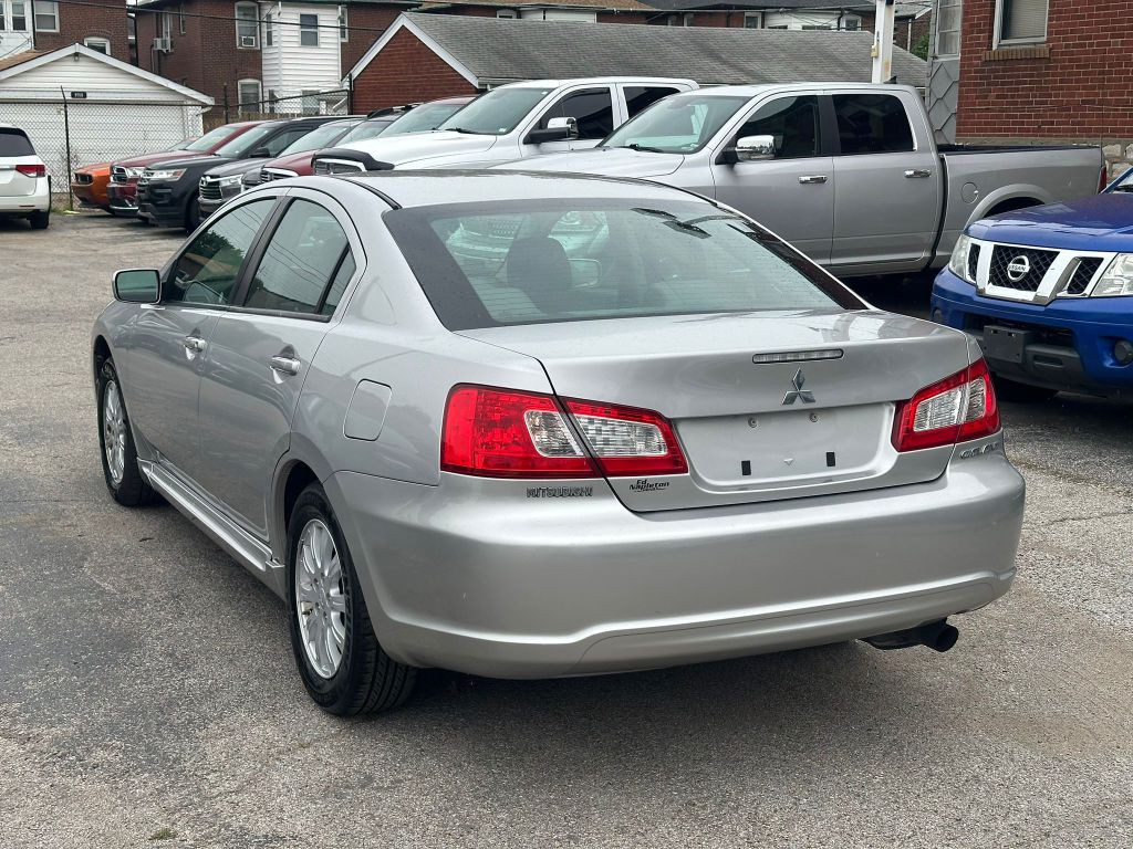 2010 Mitsubishi Galant Image 7