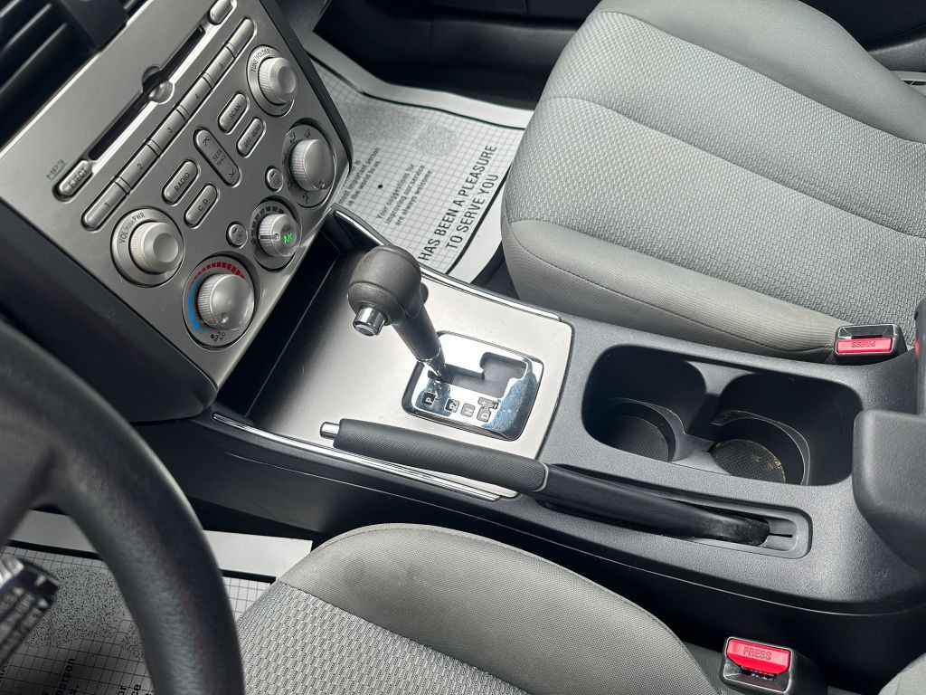 2010 Mitsubishi Galant Image 18