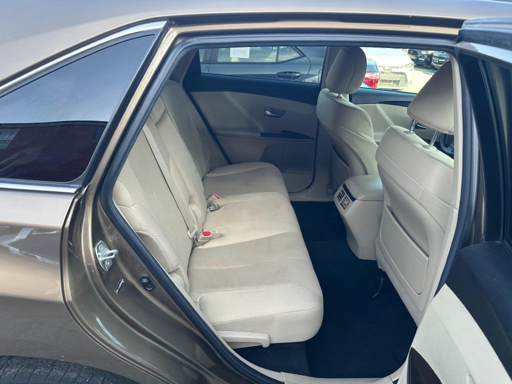 2011 Toyota Venza Image 19