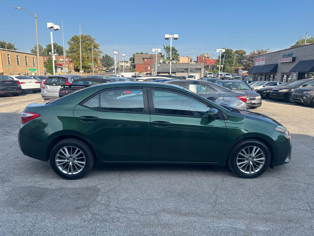 2015 Toyota Corolla Image 4