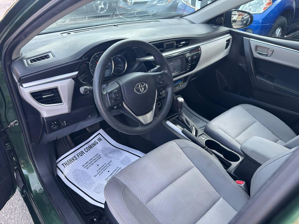 2015 Toyota Corolla Image 11