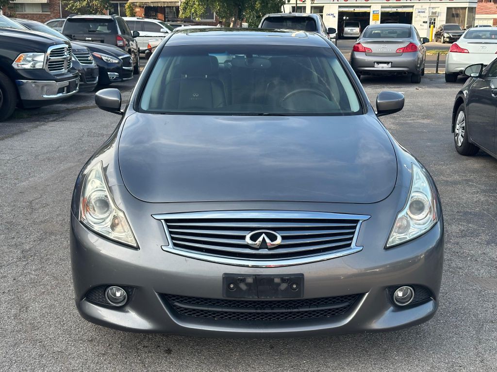 2010 INFINITI G37 Image 2