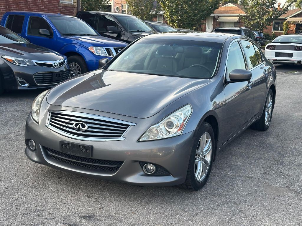 2010 INFINITI G37 Image 3