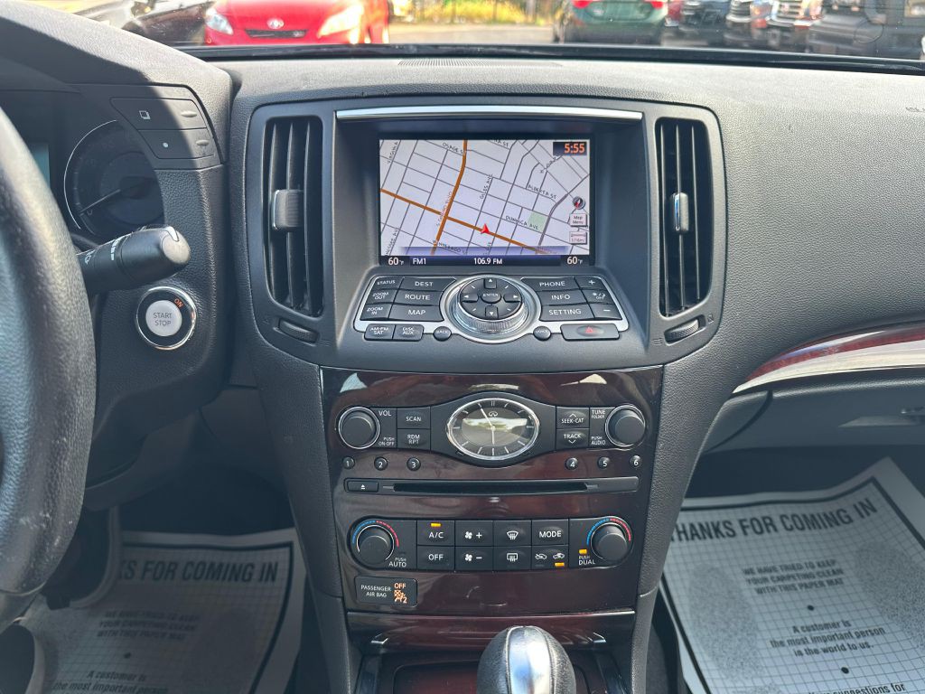 2010 INFINITI G37 Image 16