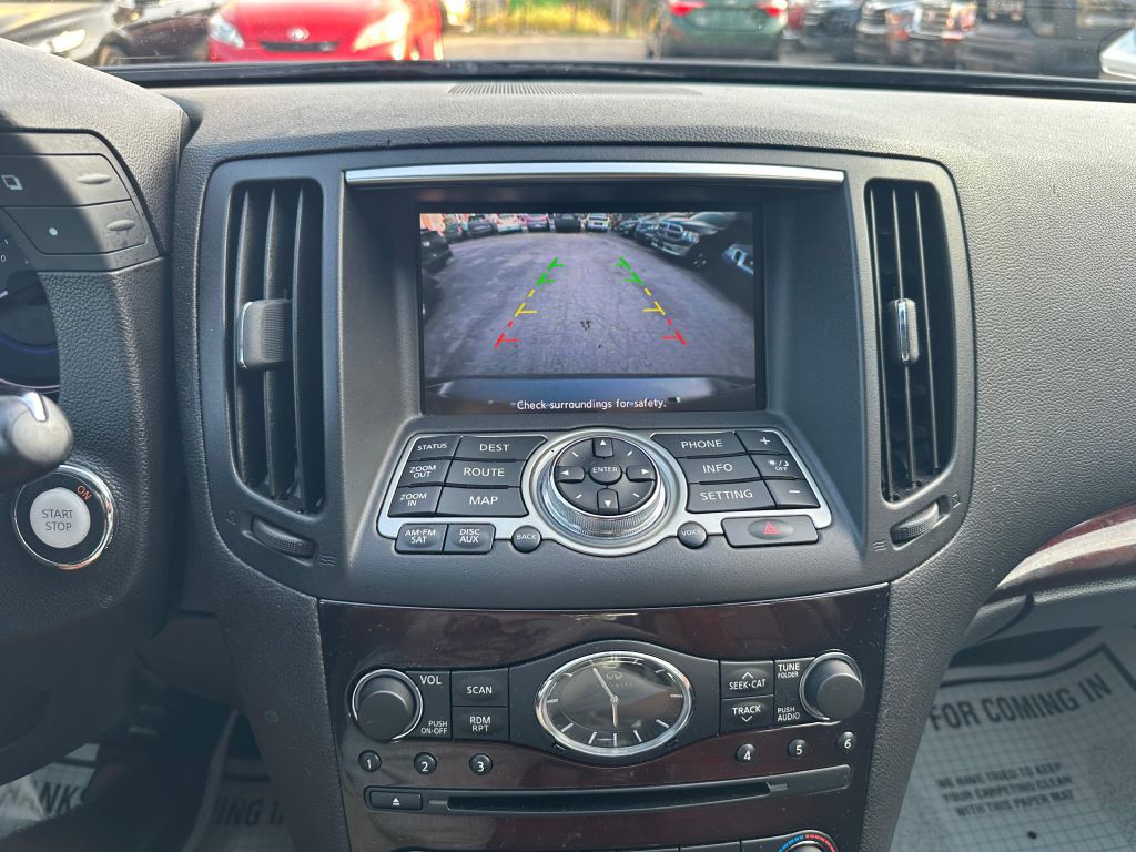 2010 INFINITI G37 Image 17