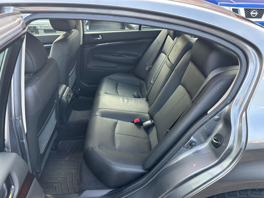 2010 INFINITI G37 Image 21