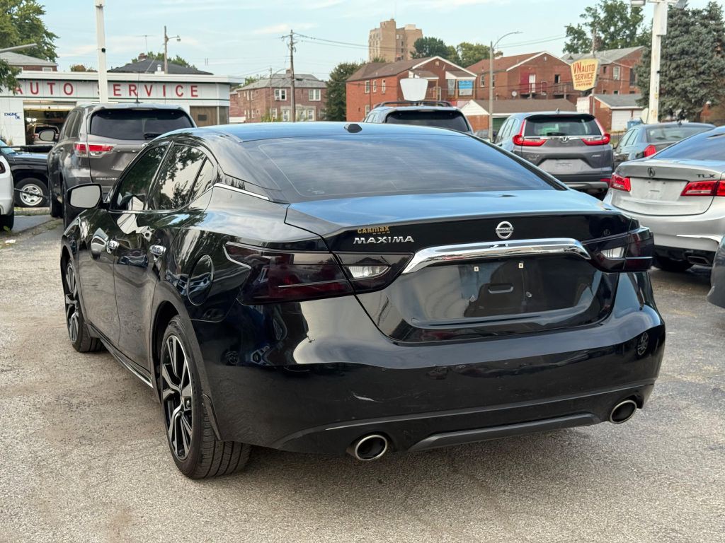 2017 Nissan Maxima Image 7