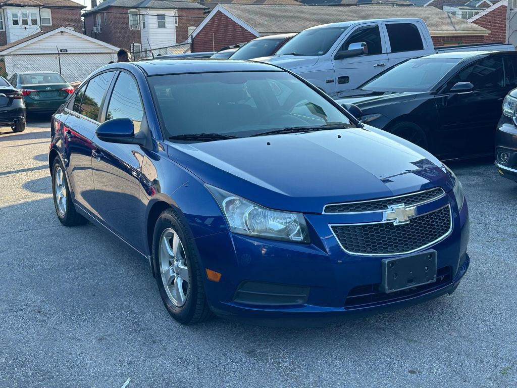 2012 Chevrolet Cruze Image 1
