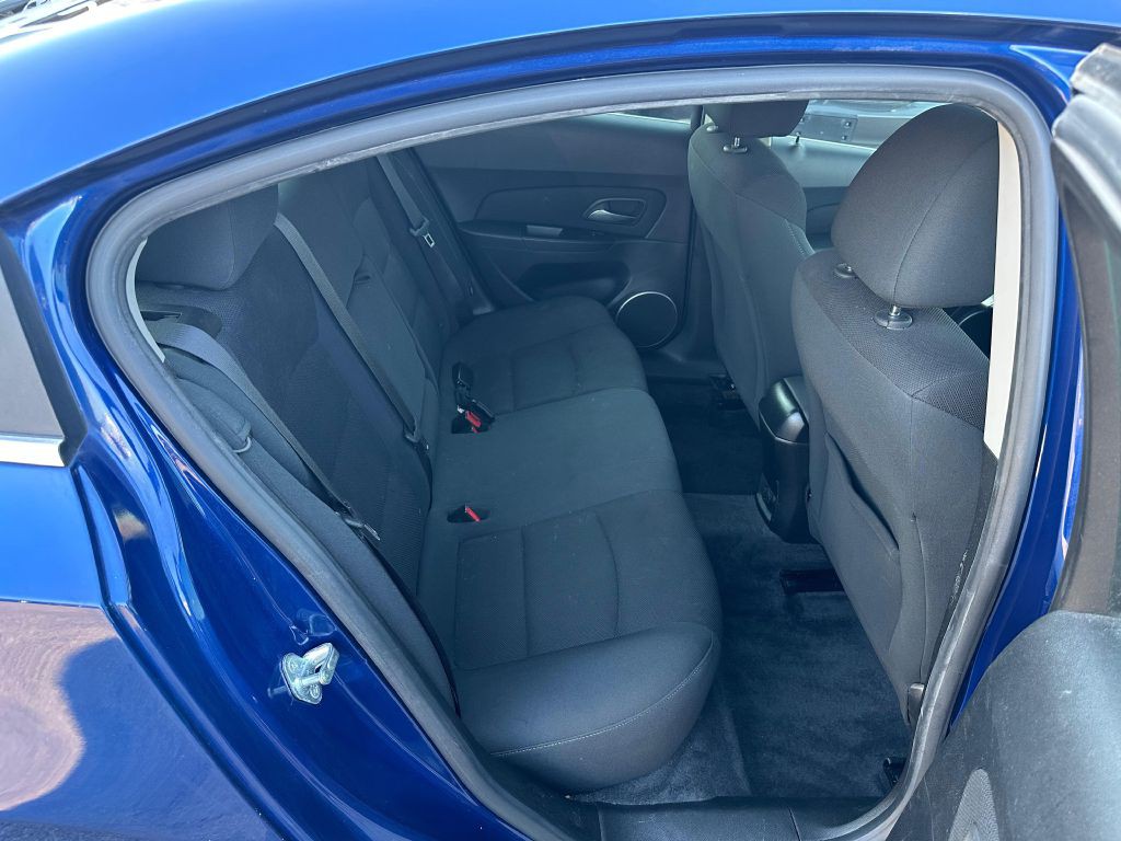 2012 Chevrolet Cruze Image 21