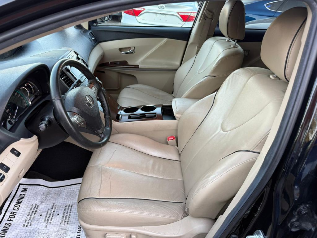 2012 Toyota Venza Image 12