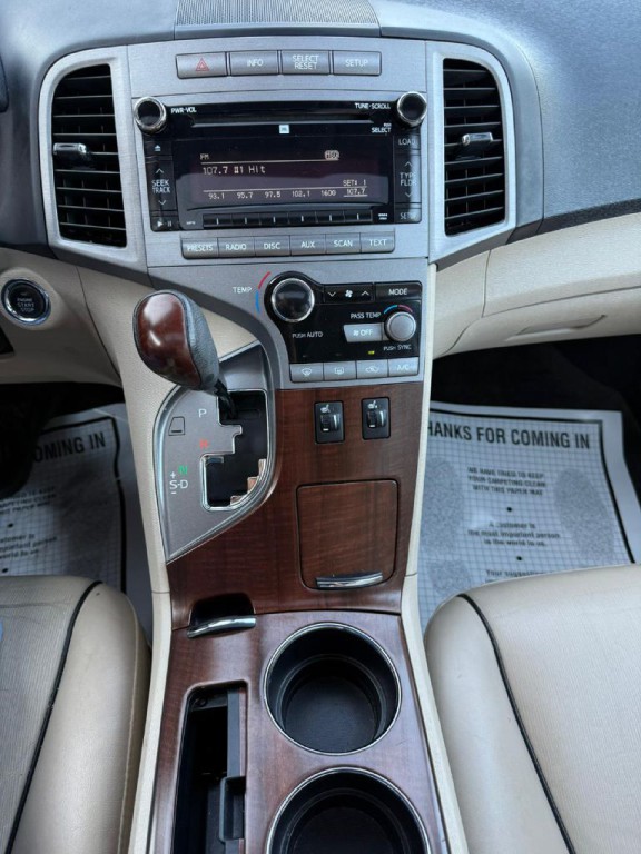 2012 Toyota Venza Image 16