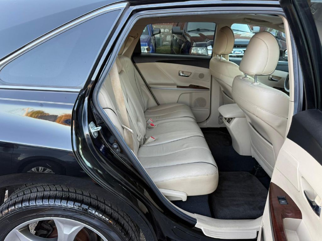 2012 Toyota Venza Image 22
