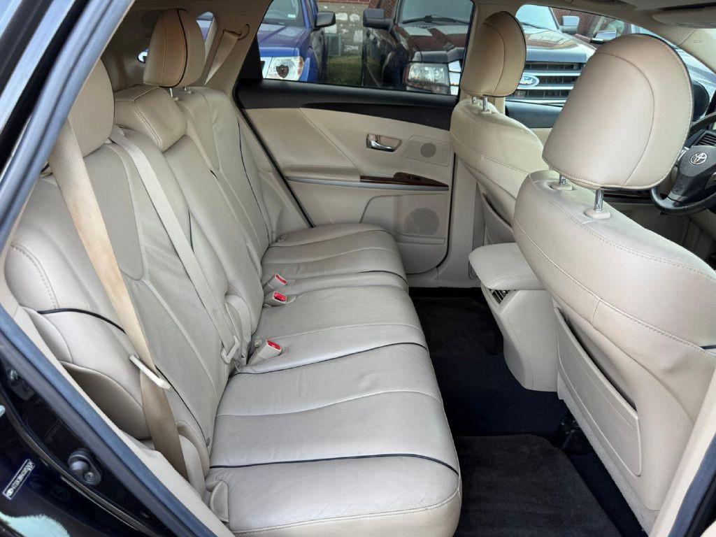 2012 Toyota Venza Image 23