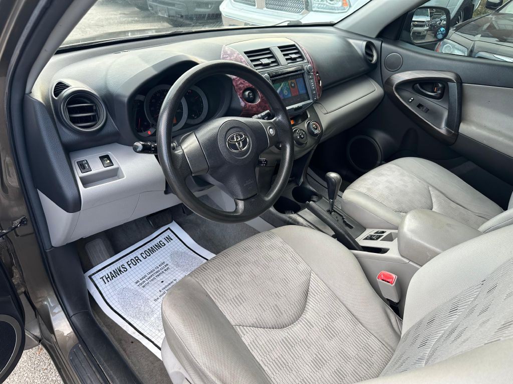 2011 Toyota Rav4 Image 13