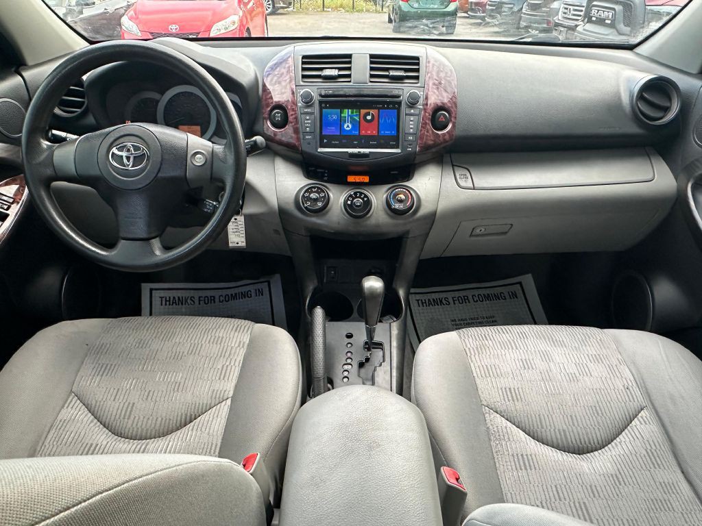 2011 Toyota Rav4 Image 16