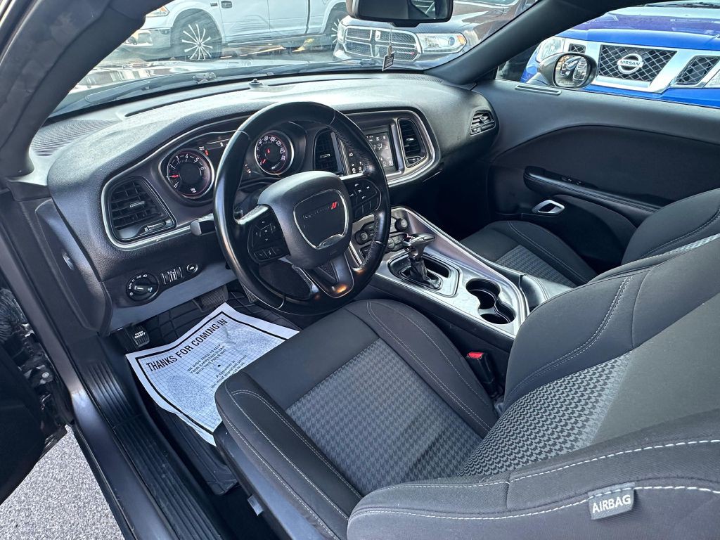 2021 Dodge Challenger Image 11